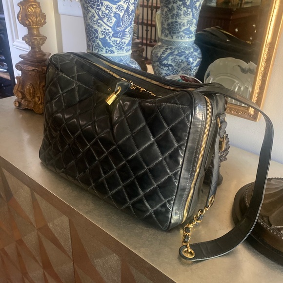 CHANEL Carry On - Picture 2 of 7